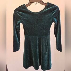 The childrens place emerald Green Velvet Dress med 7/8